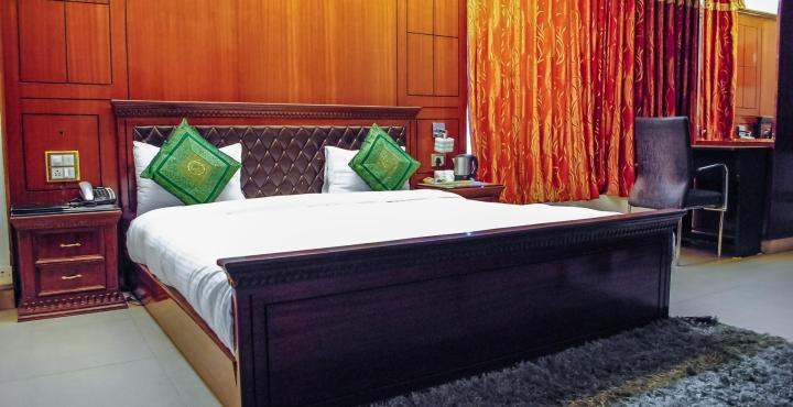 Treebo Shanta Inn Lucknow Exterior photo