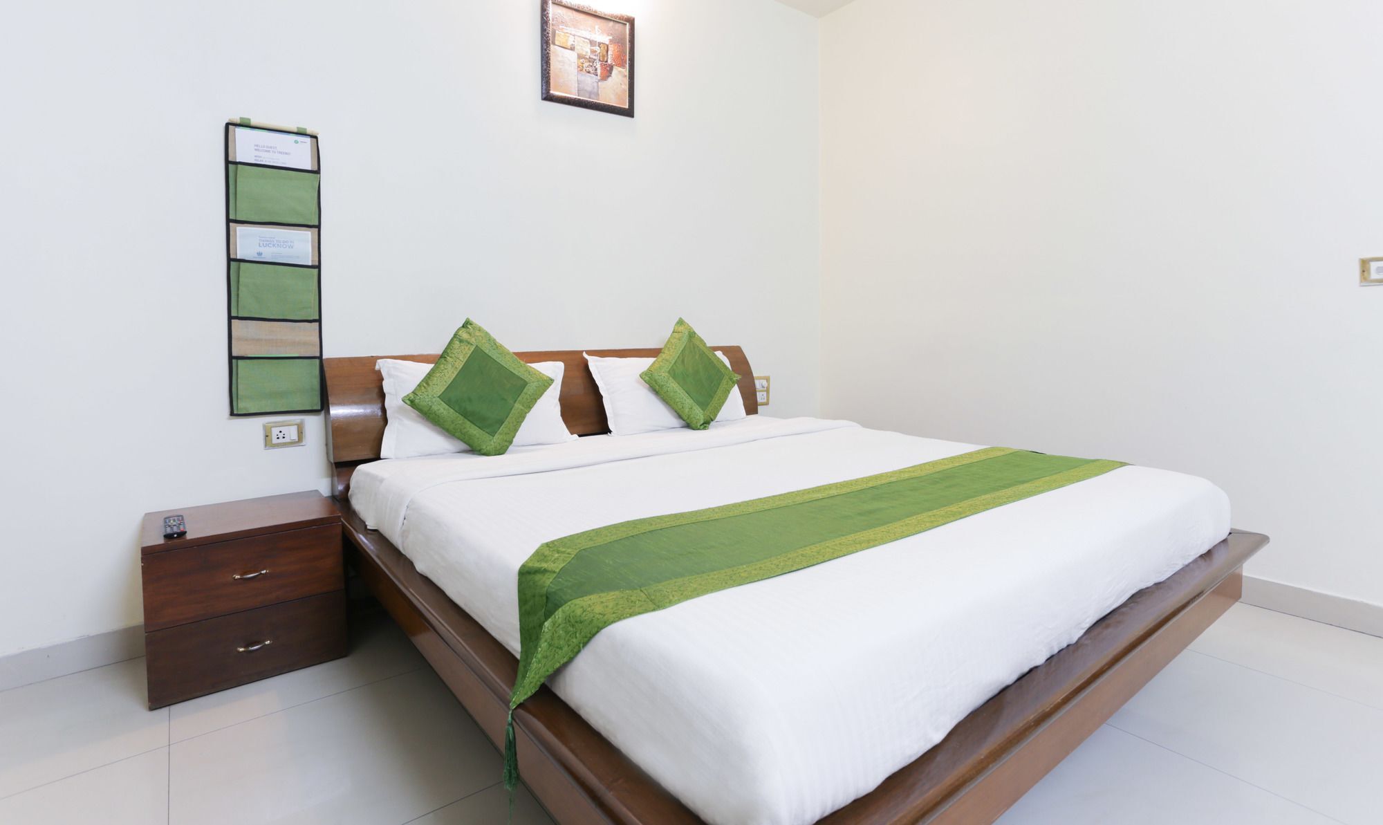 Treebo Shanta Inn Lucknow Exterior photo